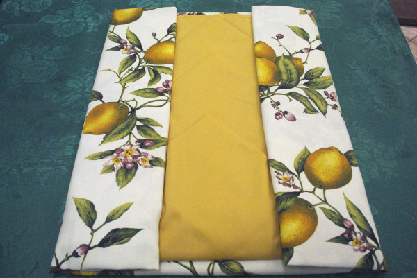 Printed Tablecloth Lemon